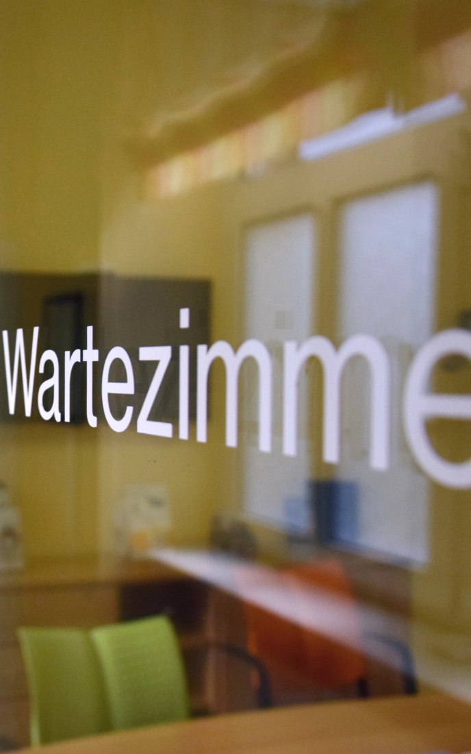 Räumlichkeiten: Wartezimmer